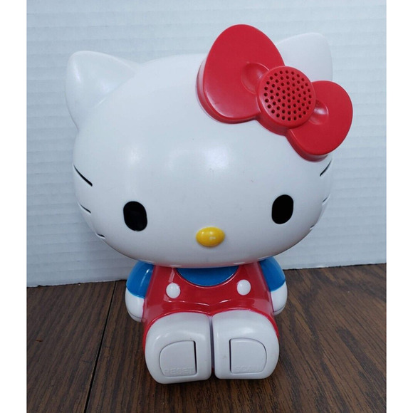 2011 Sanrio Hello Kitty Sing Along Karaoke/Radio Microphone - Tested - Picture 1 of 7